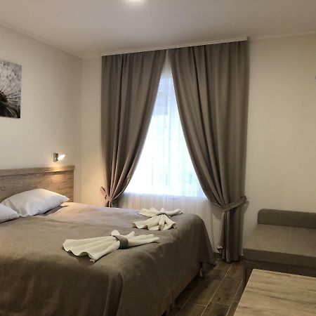 Hotel Bonus Kolomija Kültér fotó