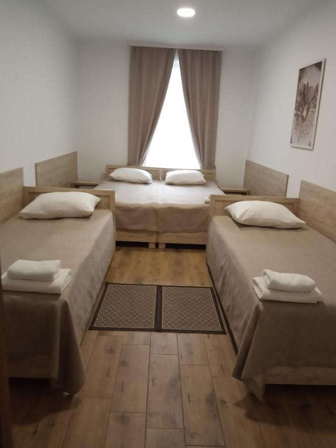Hotel Bonus Kolomija Kültér fotó