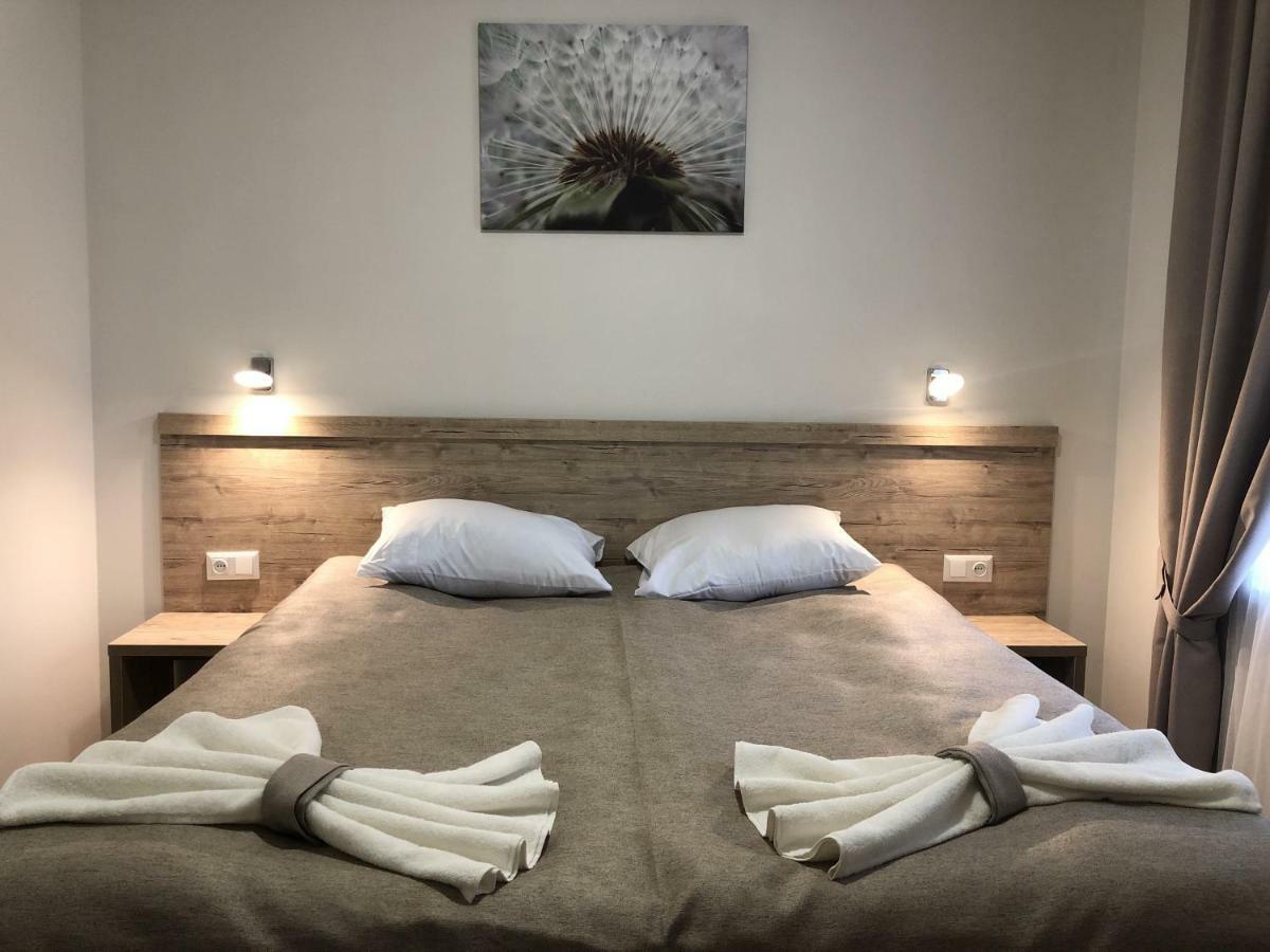 Hotel Bonus Kolomija Kültér fotó