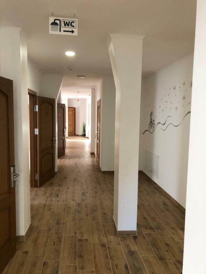 Hotel Bonus Kolomija Kültér fotó